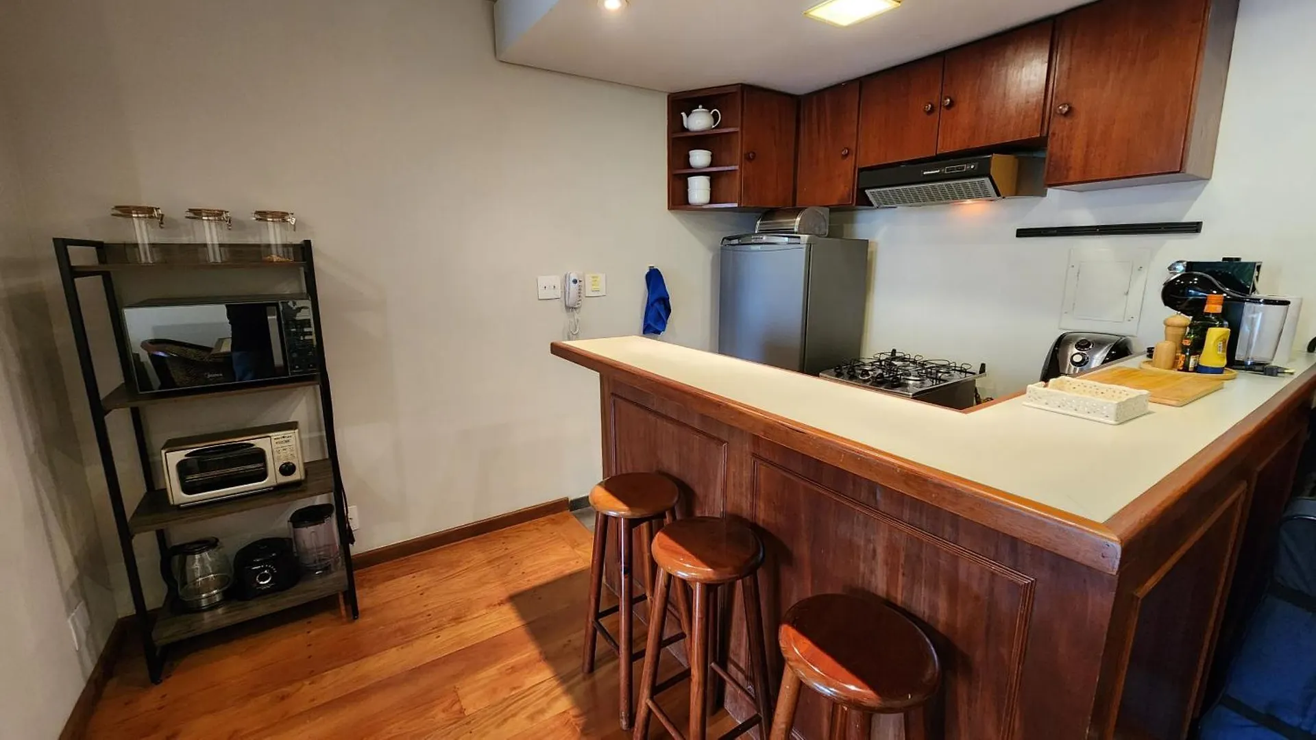 Lorena Residence - Cozy Flat With Balcony 상파울루 아파트